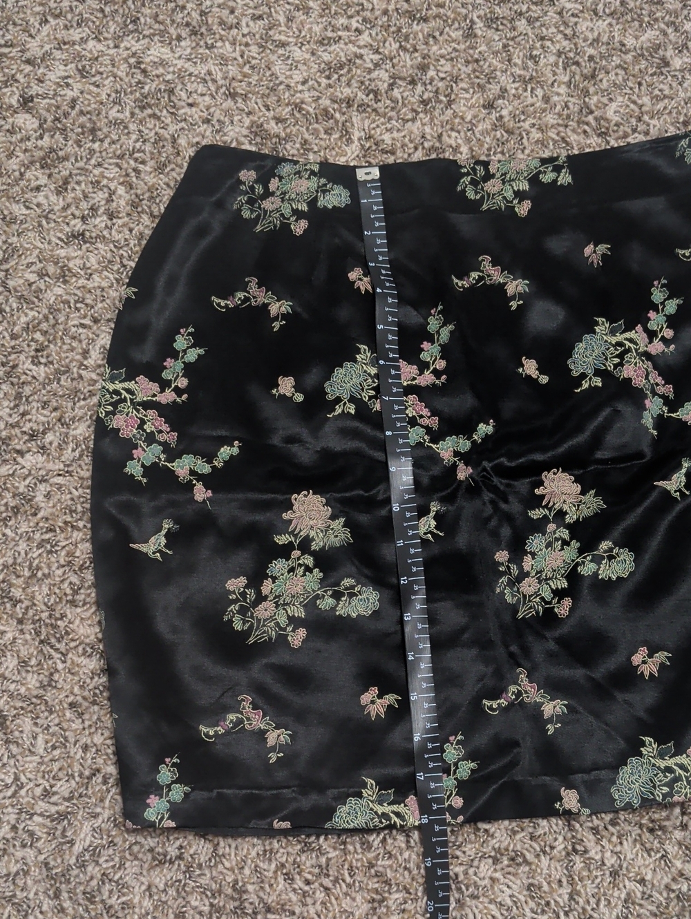 Timing Finesse vintage black floral two piece sleeveless top and mini skirt set - Picture 15 of 16